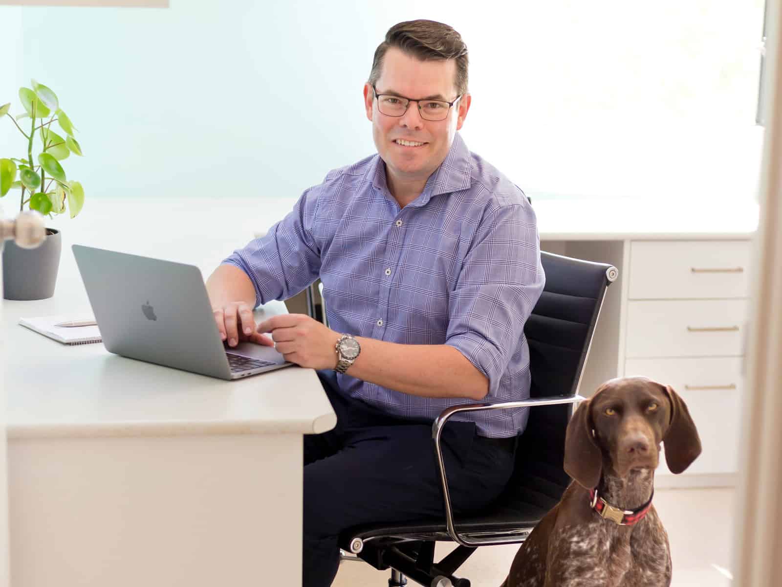 matt with dog office